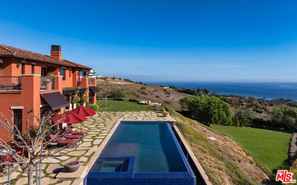 MLS #26645111 image #0