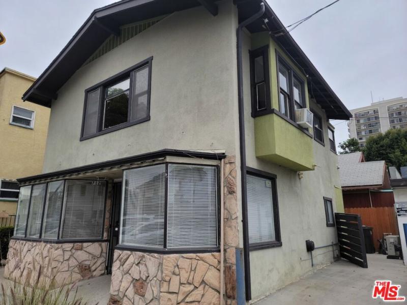 702 CEDAR AV Long Beach CA 90813 | MLS #26645179 45 MLS #26645179 image #0