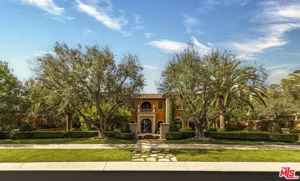 MLS #26645507 image #0