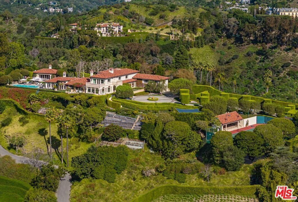 MLS #26650709 image #0