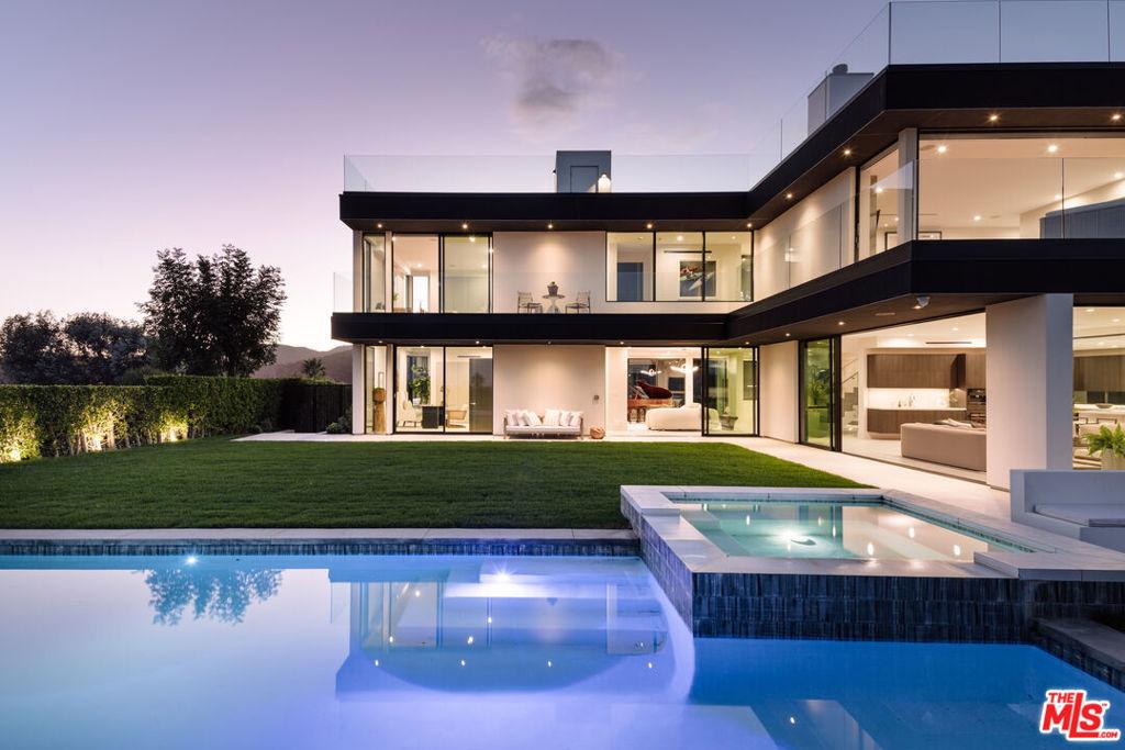 MLS #26654353 image #0