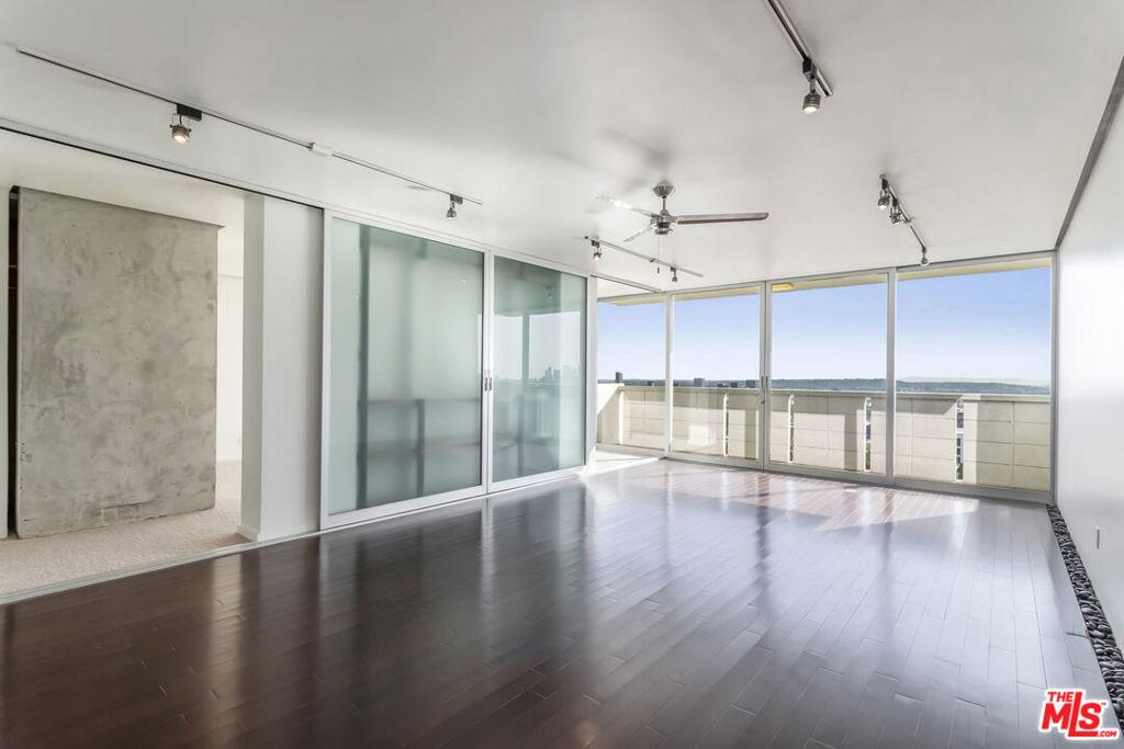8787 Shoreham DR #610 West Hollywood CA 90069 | MLS #26644941 87 MLS #26644941 image #0