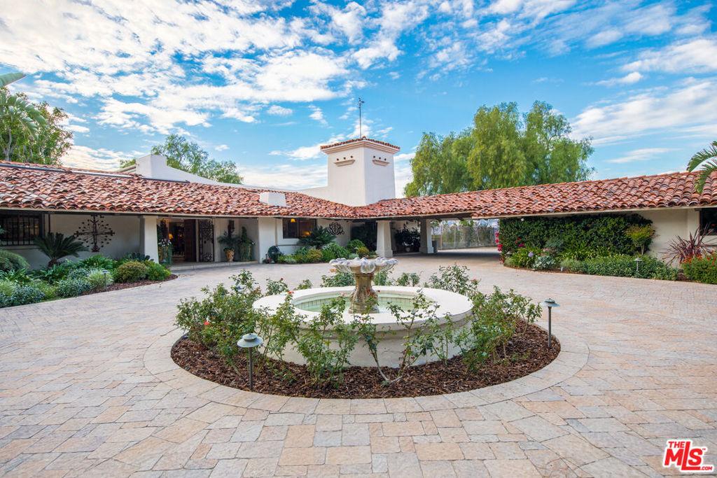 MLS #26656177 image #0