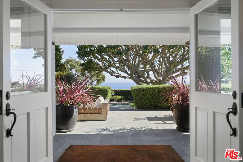 MLS #25622797 image #0