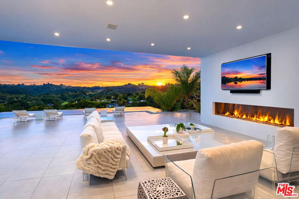 MLS #26656731 image #0