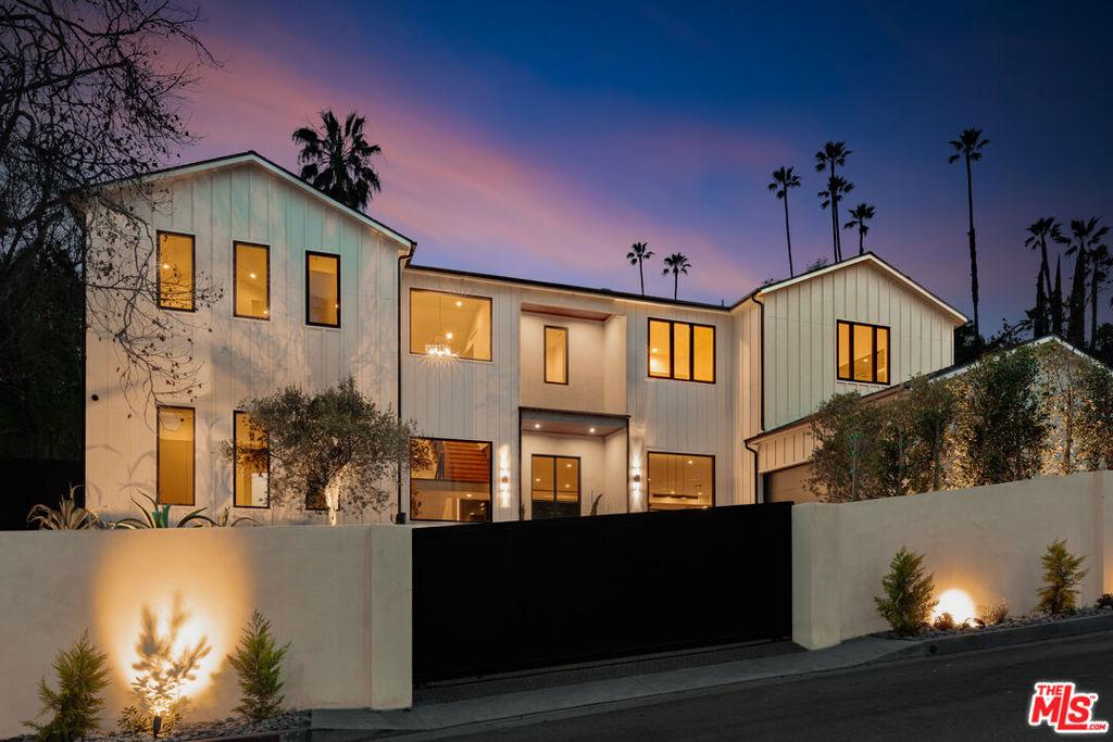 MLS #26657907 image #0