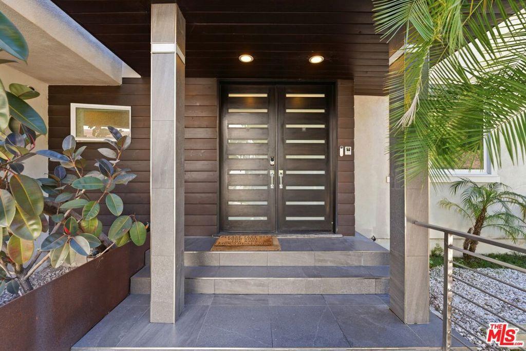 MLS #26658947 image #0