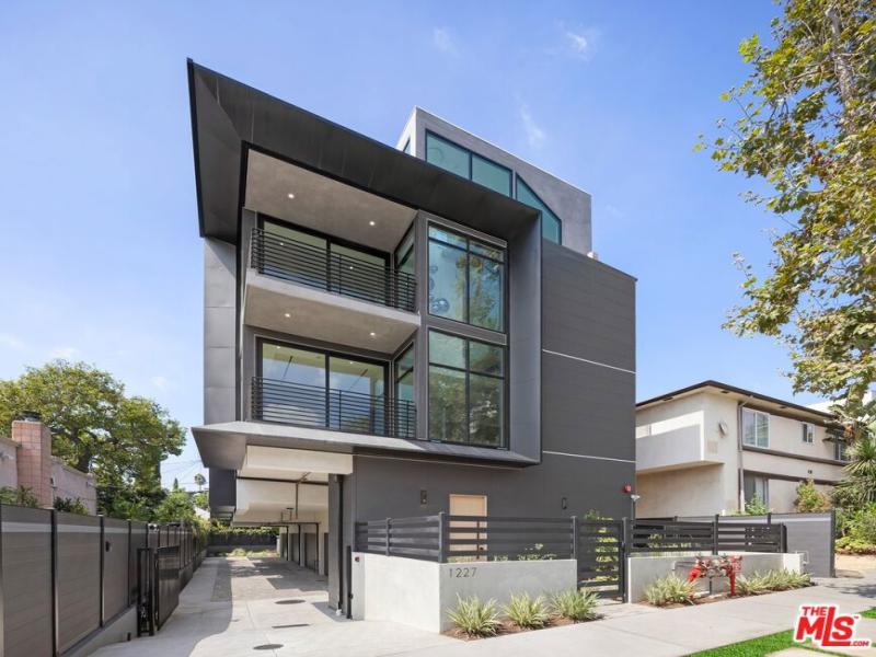 MLS #26660659 image #0