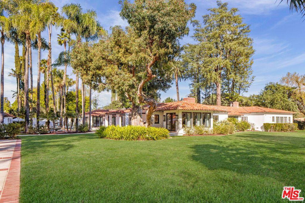 MLS #26660957 image #0