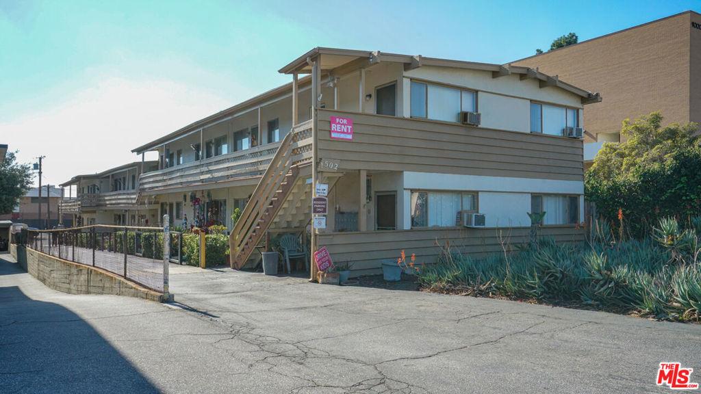 MLS #26650957 image #0