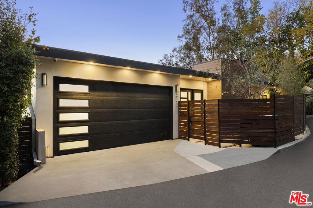 MLS #26661613 image #0