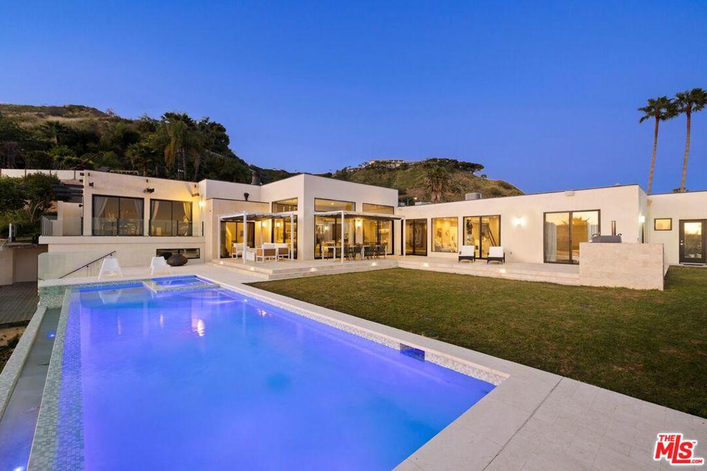 MLS #26662517 image #0