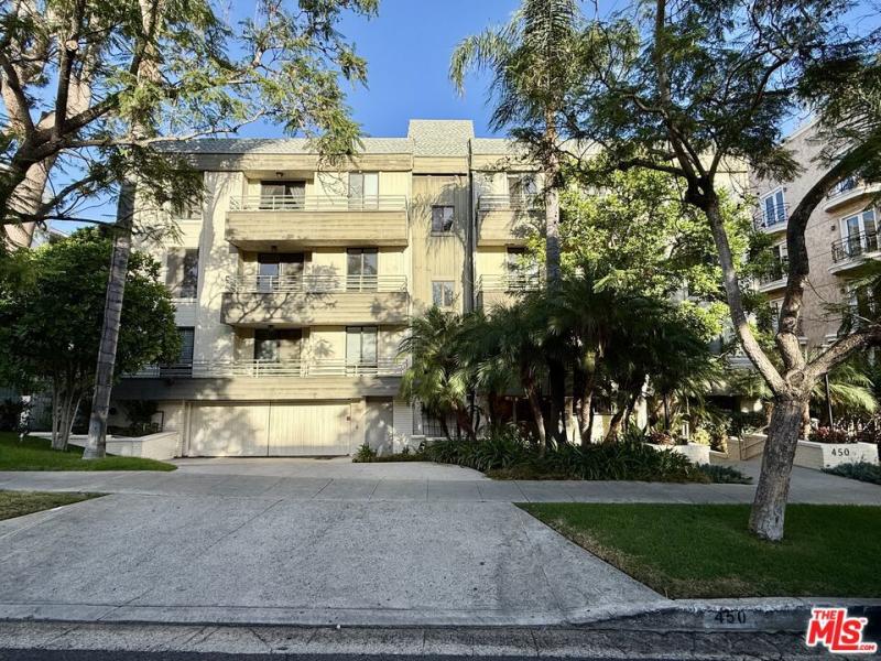 450 N Oakhurst DR #304 Beverly Hills CA 90210 | MLS #26665187 45 MLS #26665187 image #0