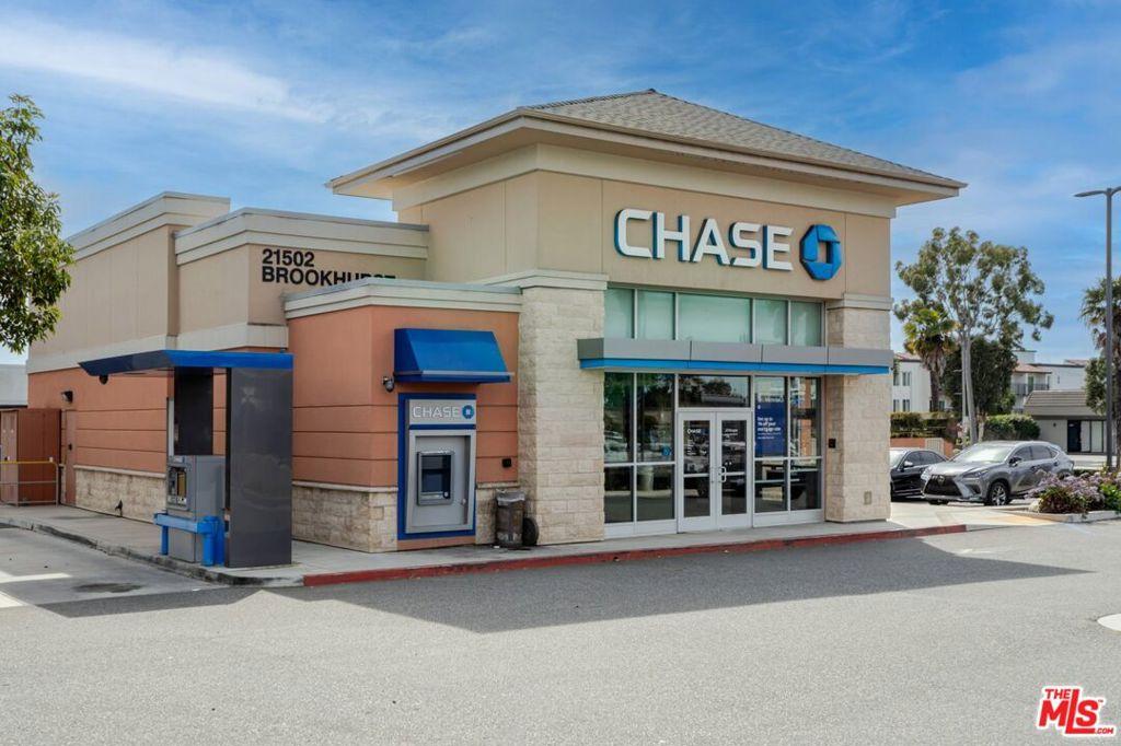 MLS #26665395 image #0