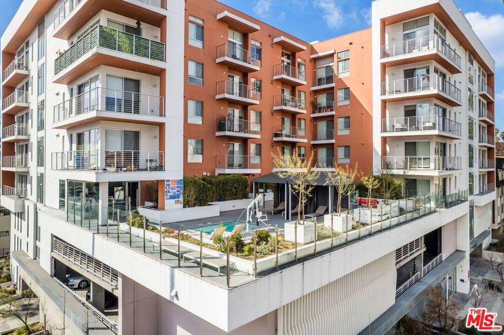 453 S Kenmore AV #403 Los Angeles CA 90020 | MLS #26667283 45 MLS #26667283 image #0