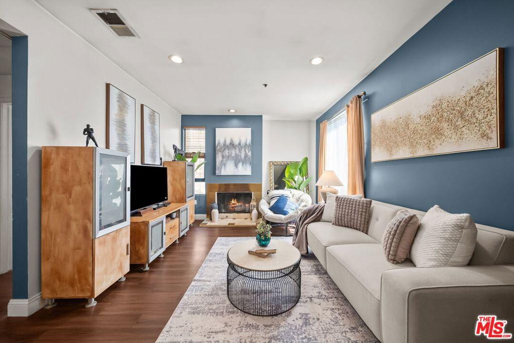 MLS #26667531 image #0