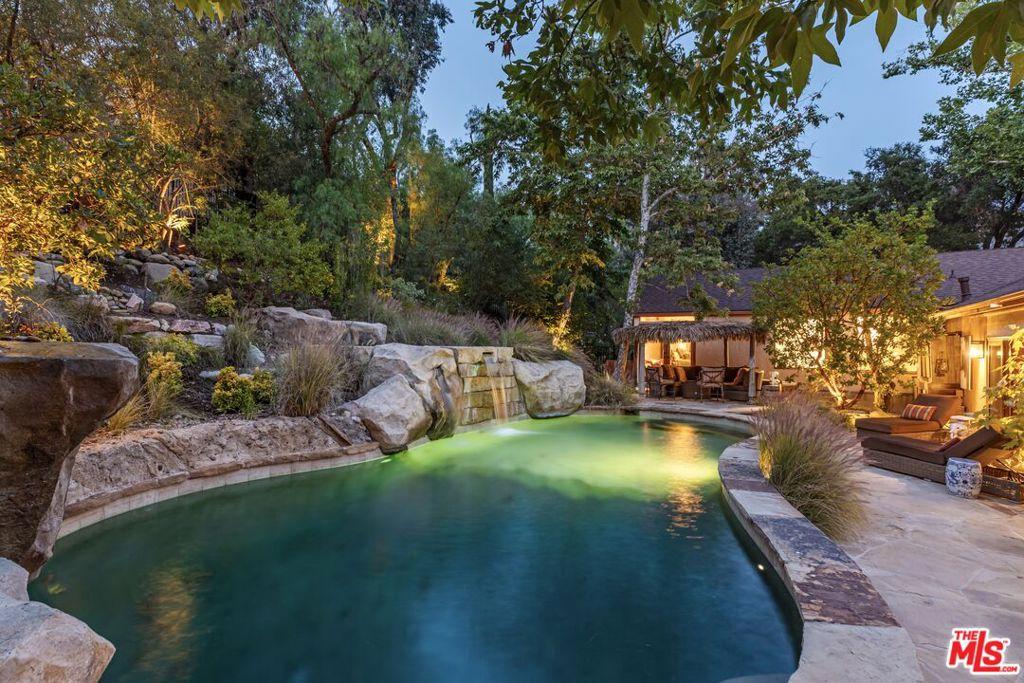 MLS #26667893 image #0