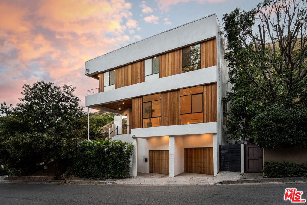 MLS #26667927 image #0