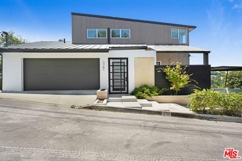 3761 Glenridge DR Sherman Oaks CA 91423 | MLS #26668477 41 MLS #26668477 image #0