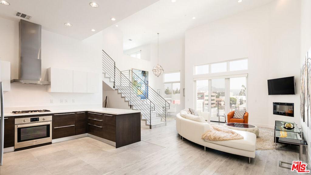 MLS #26668605 image #0