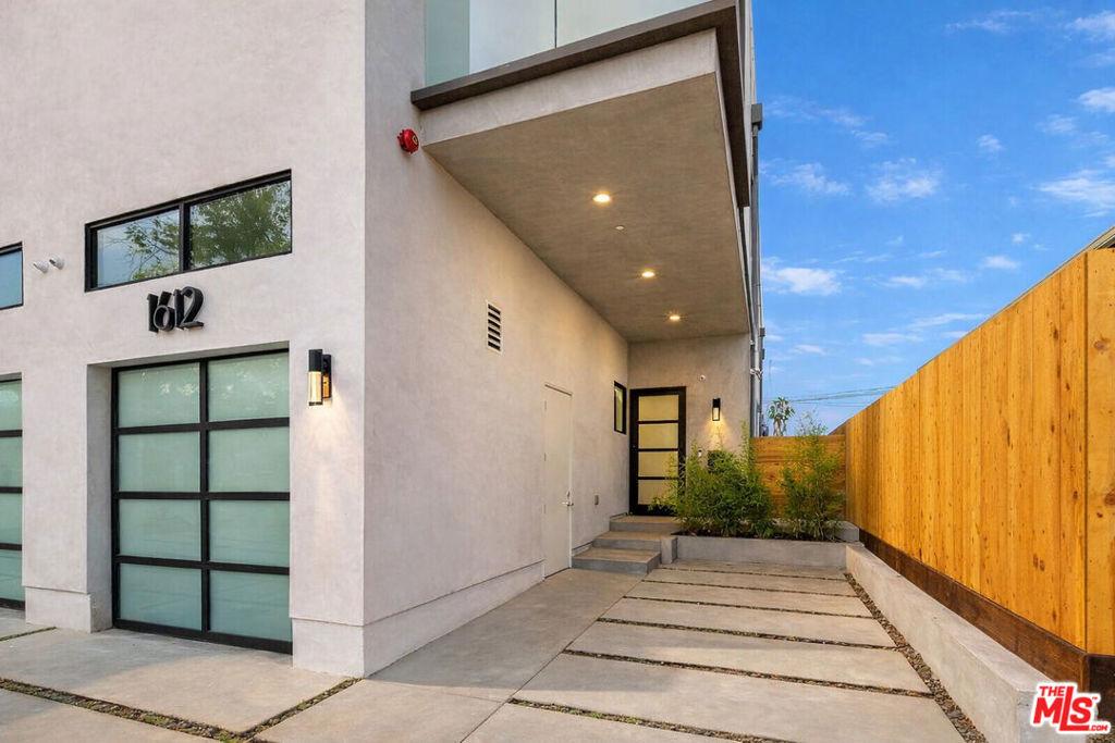 MLS #26668693 image #0