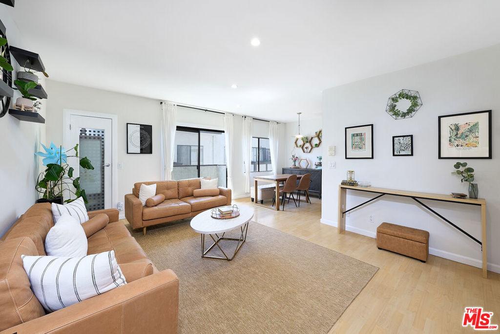 6250 Fulton AV #205 Van Nuys CA 91401 | MLS #26669885 45 MLS #26669885 image #0