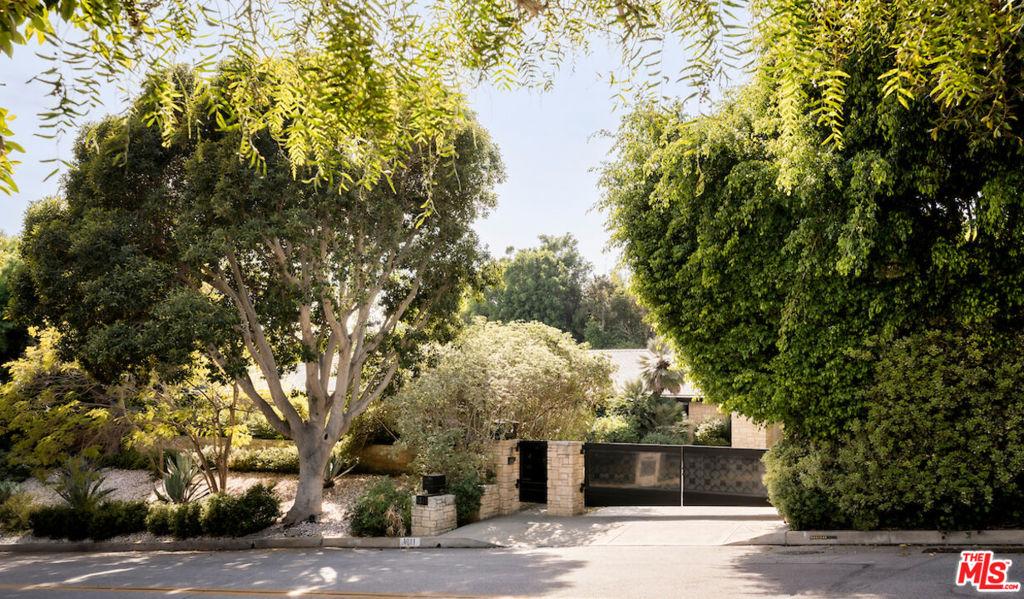 MLS #26670005 image #0