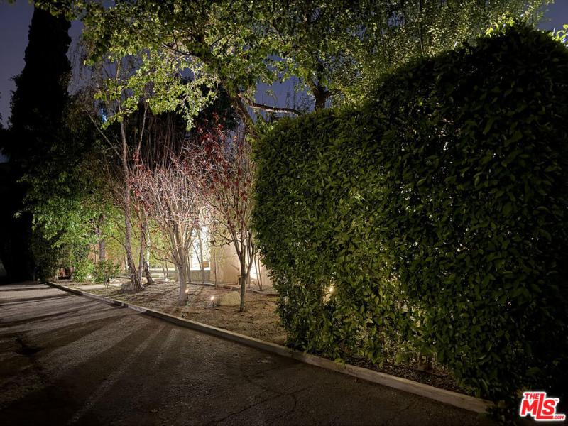 MLS #26670229 image #0