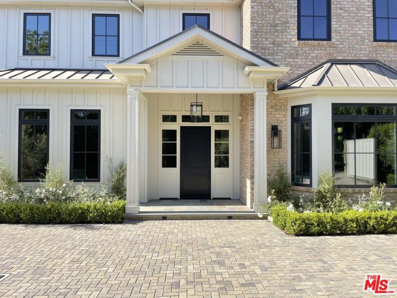 MLS #26670315 image #0