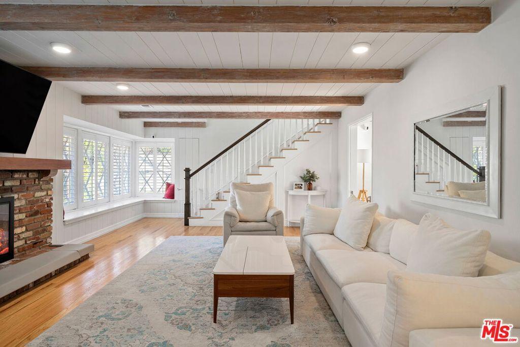 MLS #26672153 image #0