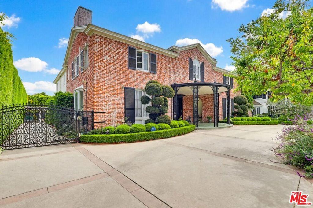 516 S Rimpau BL Los Angeles CA 90020 | MLS #26700251 45 MLS #26700251 image #0