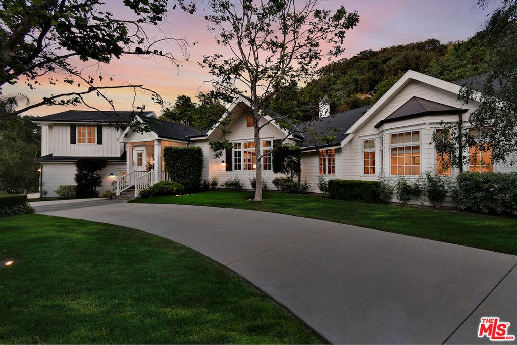 MLS #26704441 image #0