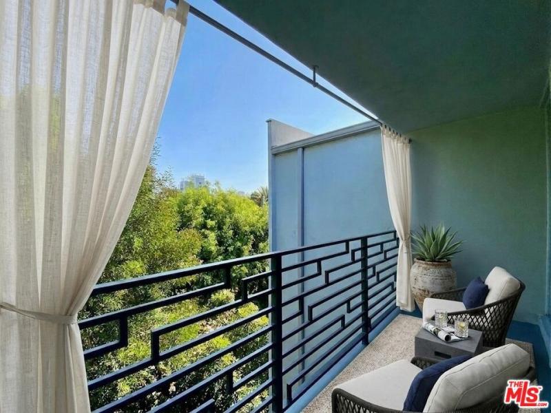 1920 Hillcrest RD #12 Los Angeles CA 90068 | MLS #26717425 45 MLS #26717425 image #0