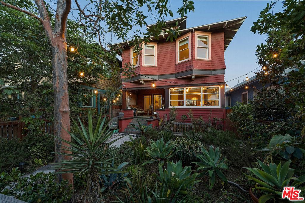 MLS #26721637 image #0