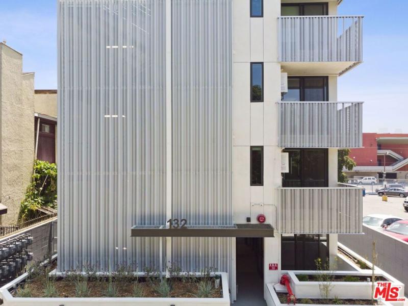 MLS #26760751 image #0