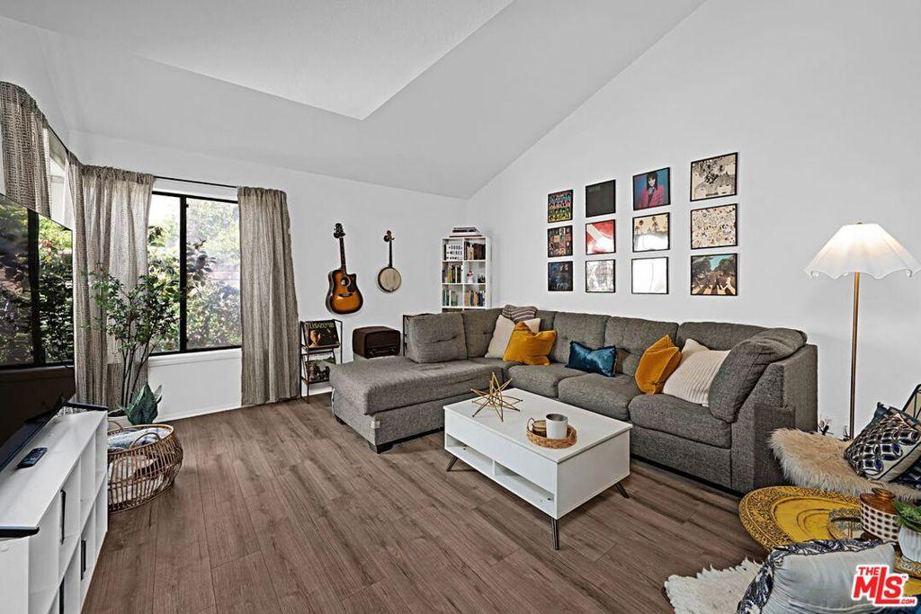 MLS #26761069 image #0