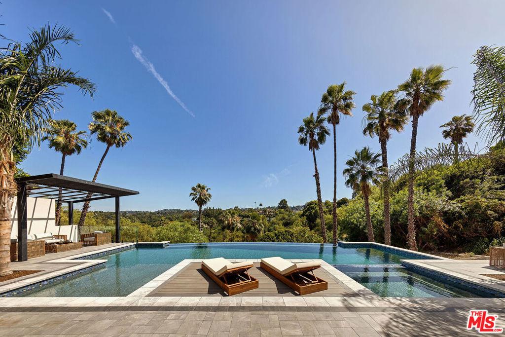 MLS #26798115 image #0