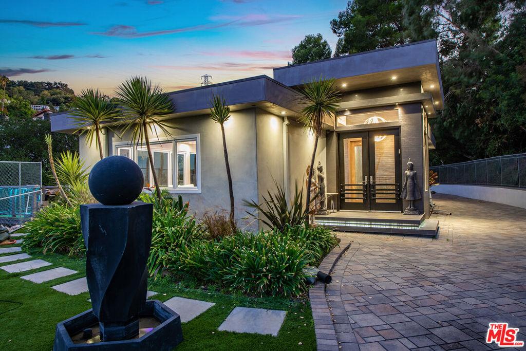 MLS #26827203 image #0