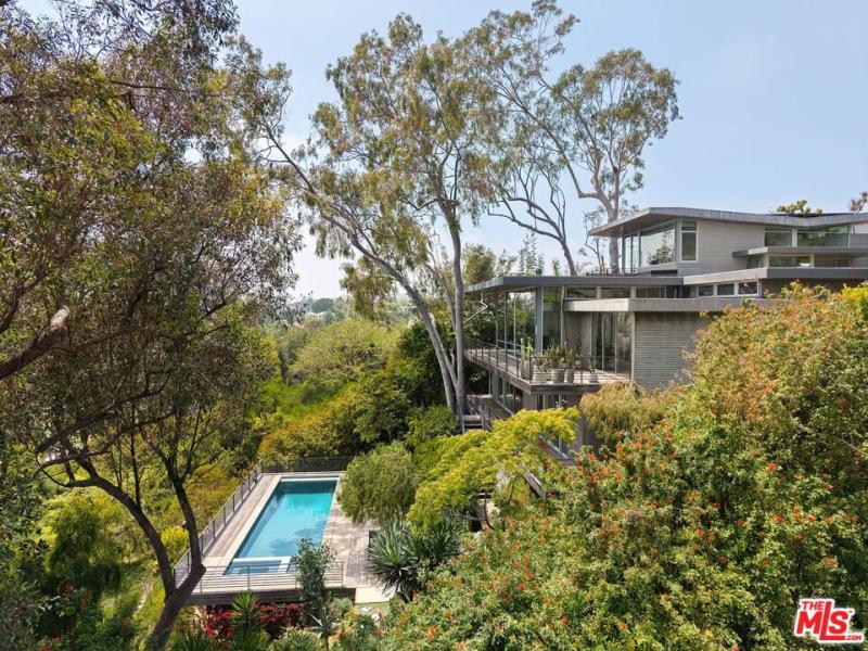 901 Kenter WY Los Angeles CA 90049 | MLS #26827513 45 MLS #26827513 image #0