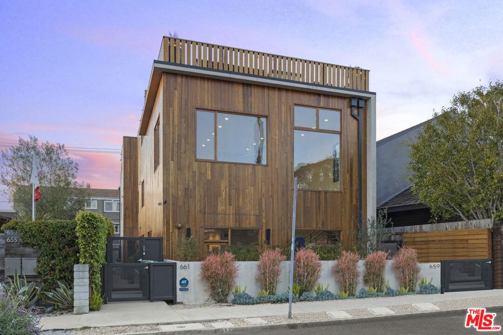 MLS #26827809 image #0
