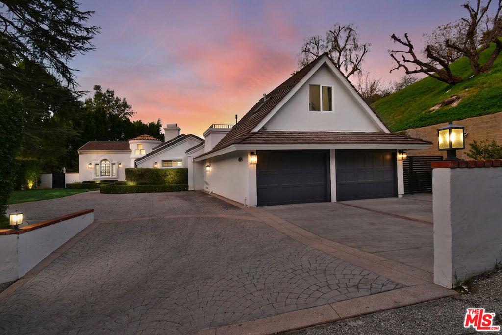 MLS #26829377 image #0
