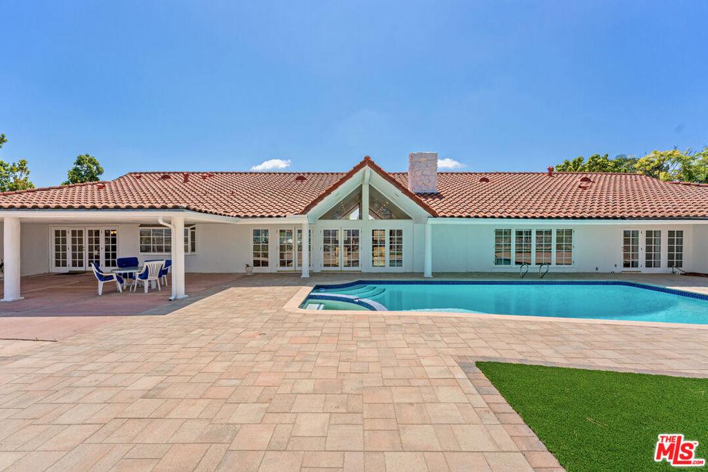 MLS #26829573 image #0