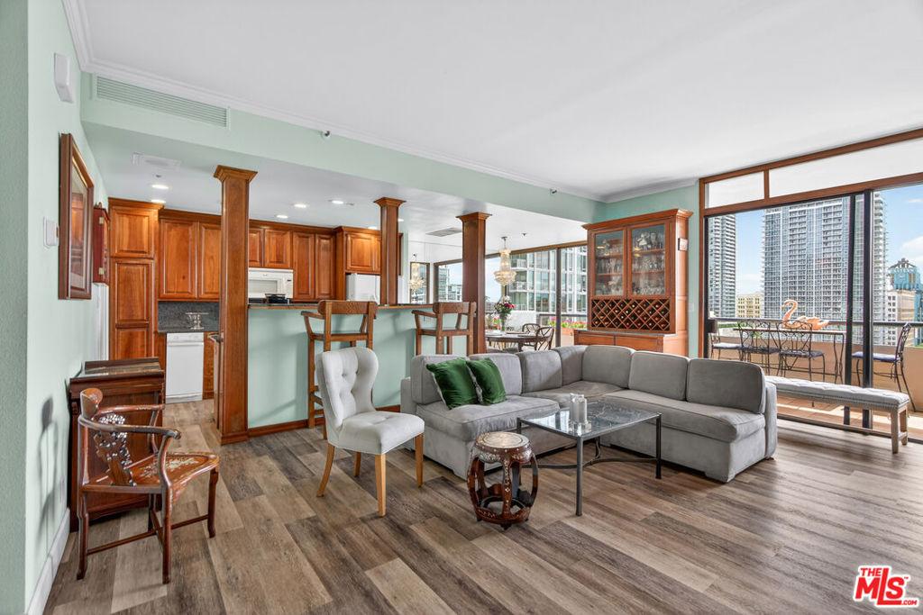 600 W 9th ST #1512 Los Angeles CA 90015 | MLS #26830081 45 MLS #26830081 image #0