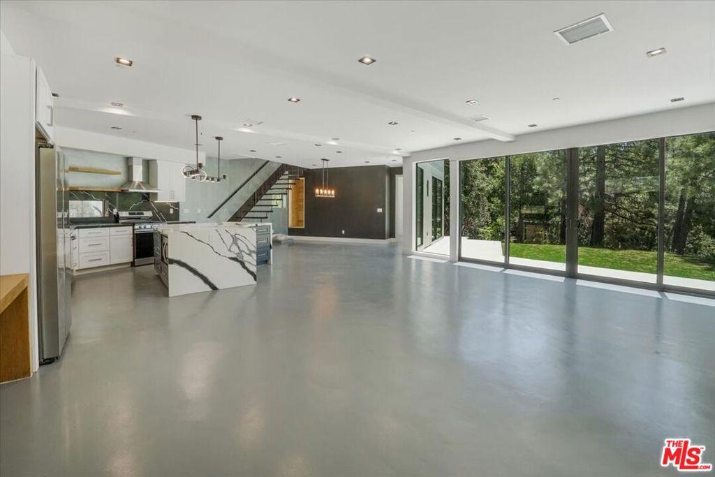 MLS #26830517 image #0