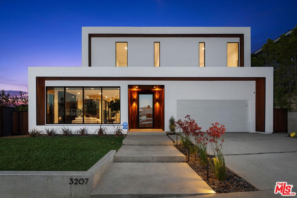 MLS #26830971 image #0