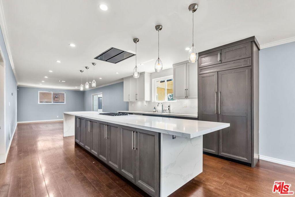 MLS #26831561 image #0