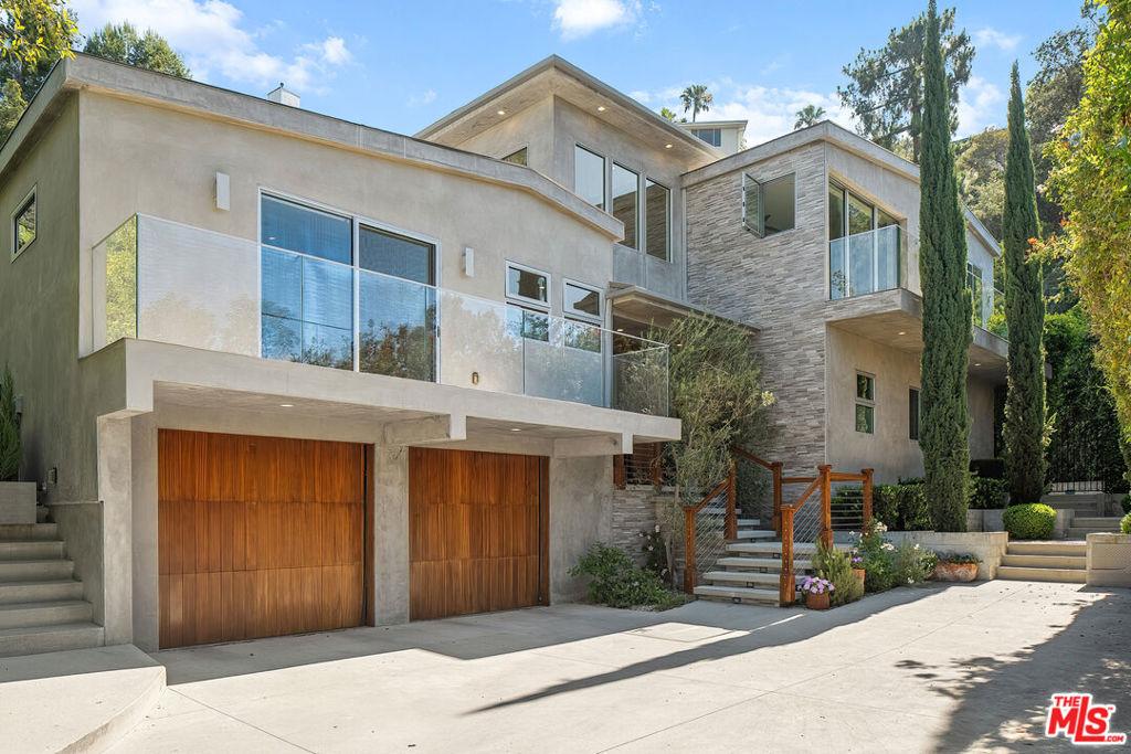MLS #26831865 image #0