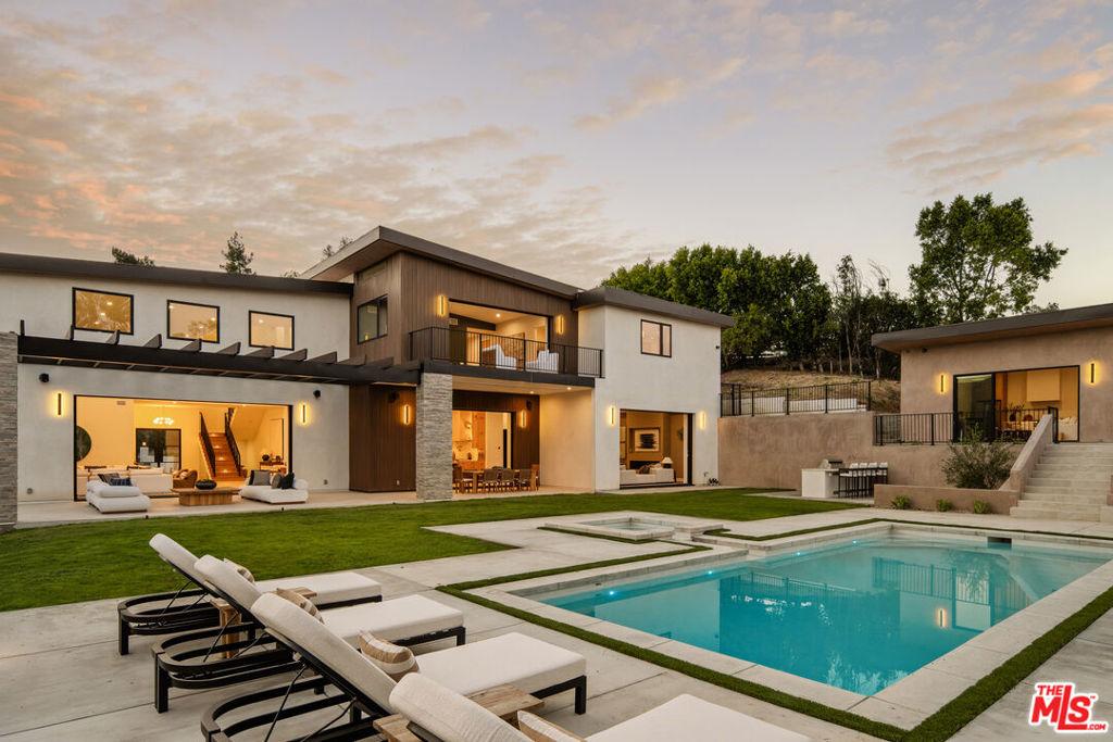 MLS #26832665 image #0