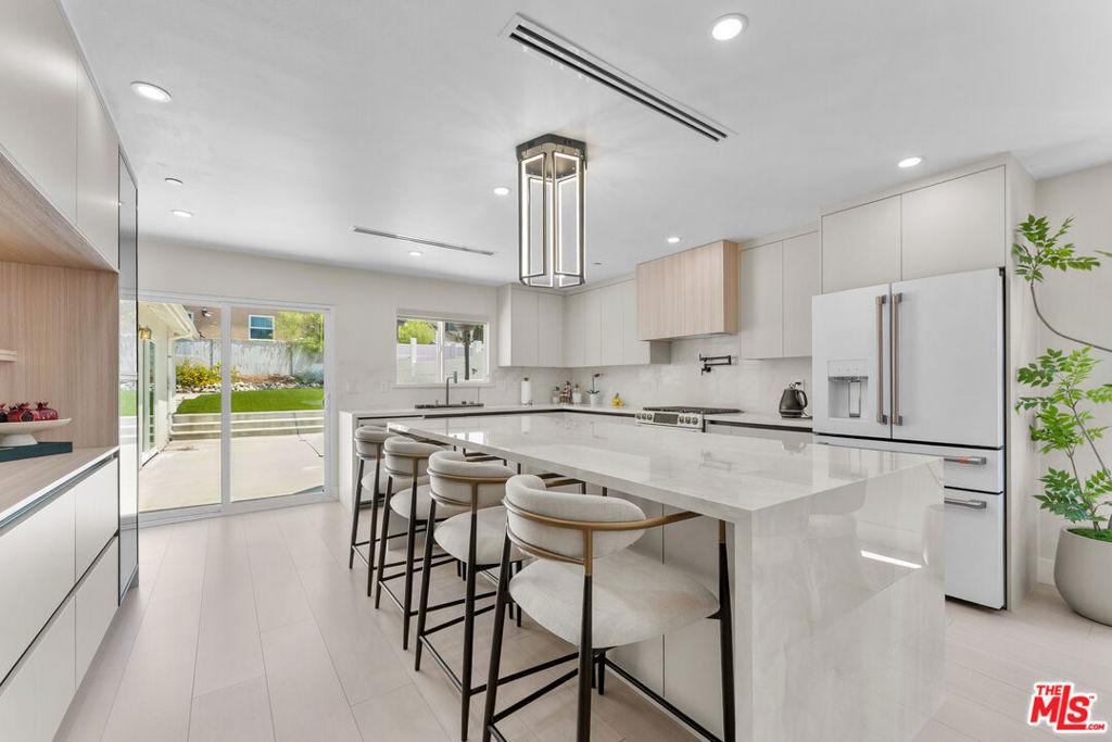 10360 Mcclemont AV Tujunga CA 91042 | MLS #26833591 45 MLS #26833591 image #0