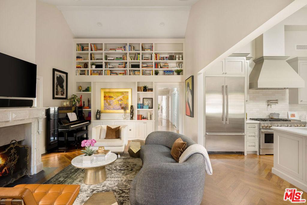 MLS #26834085 image #0